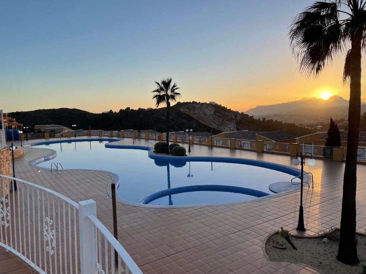 Tranquility, Sun, Breathtaking Views & 7 Minutes Drive To Sea Apartment Бенитачел Екстериор снимка