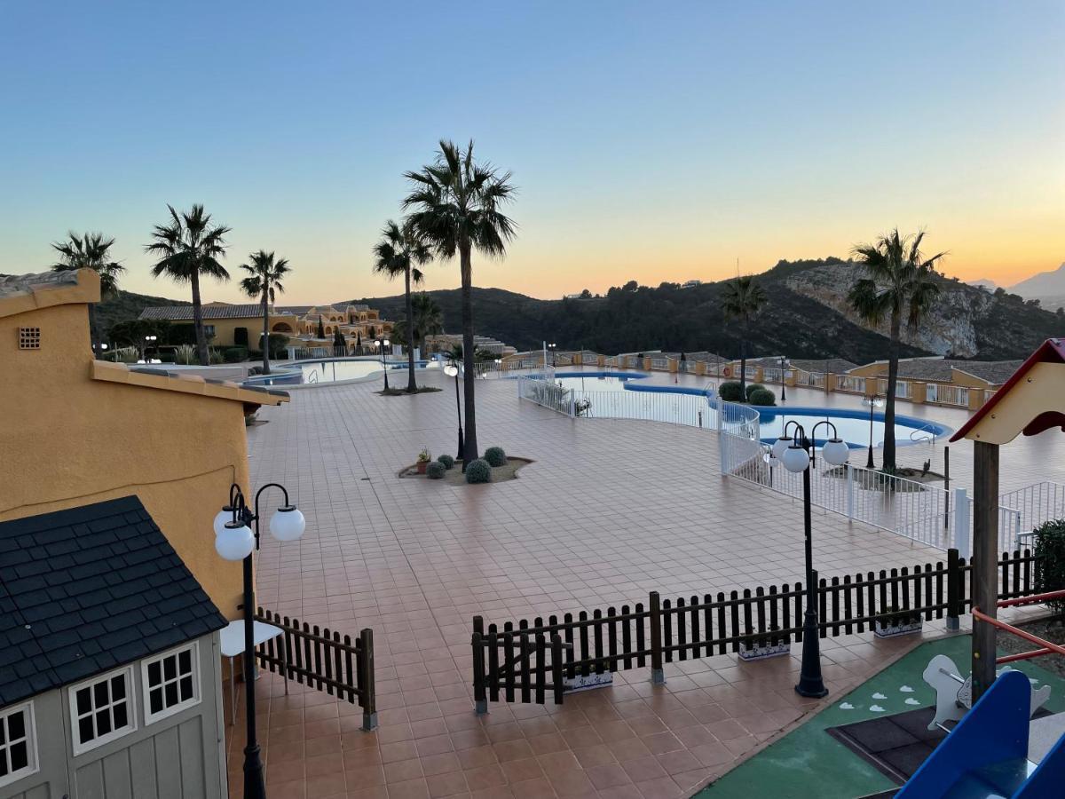 Tranquility, Sun, Breathtaking Views & 7 Minutes Drive To Sea Apartment Бенитачел Екстериор снимка